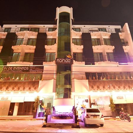 Hotel Florida סינסלחו מראה חיצוני תמונה