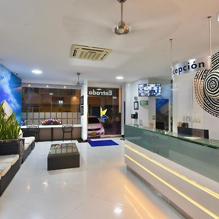Hotel Florida סינסלחו מראה חיצוני תמונה