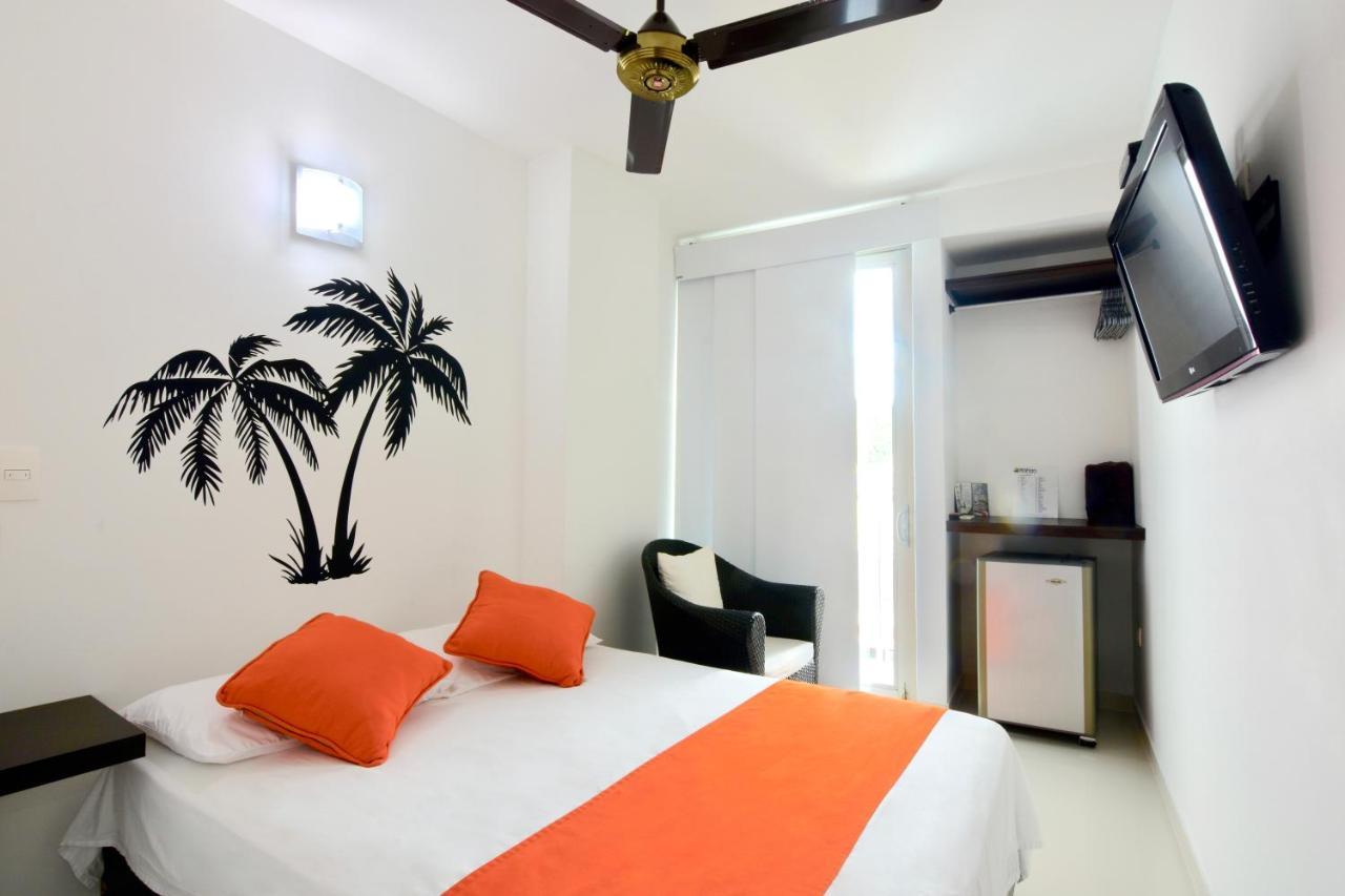 Hotel Florida סינסלחו מראה חיצוני תמונה