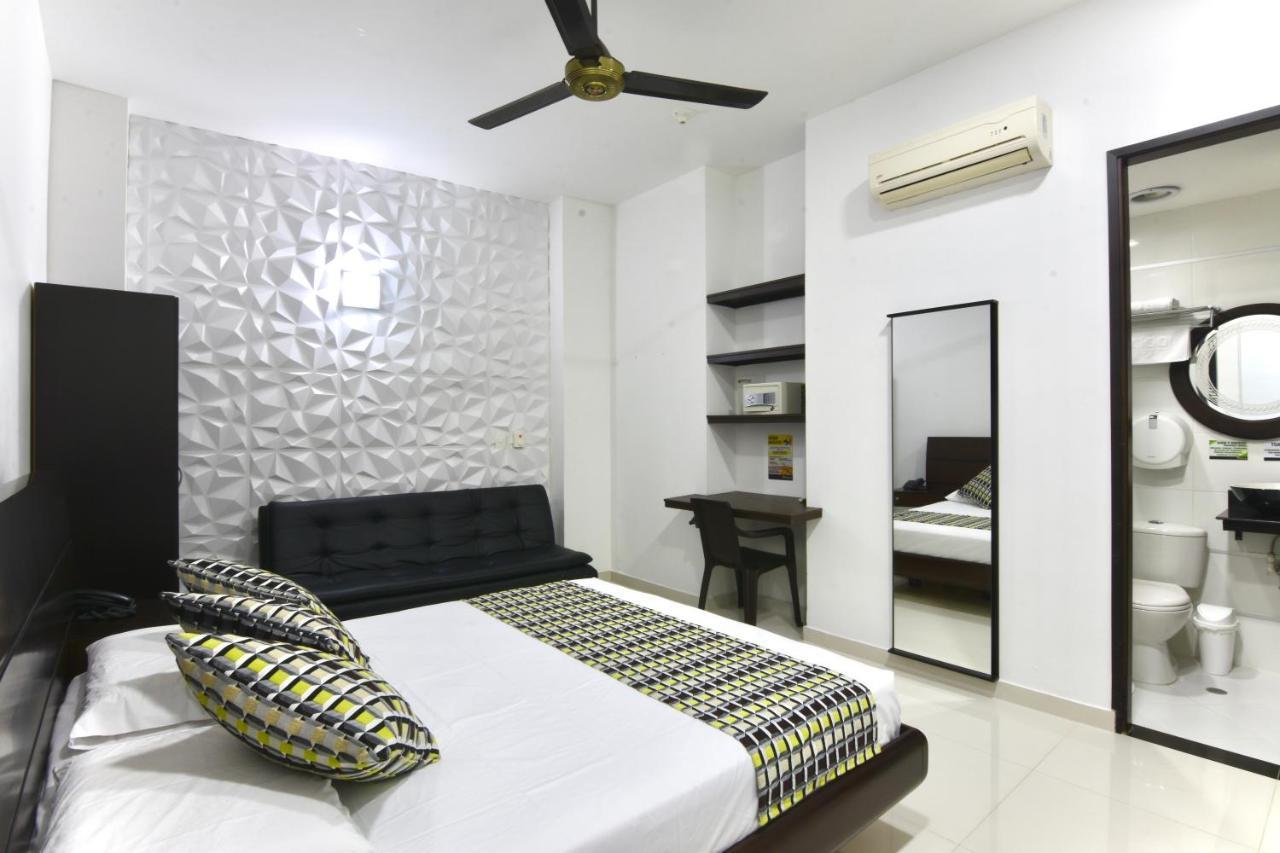 Hotel Florida סינסלחו מראה חיצוני תמונה