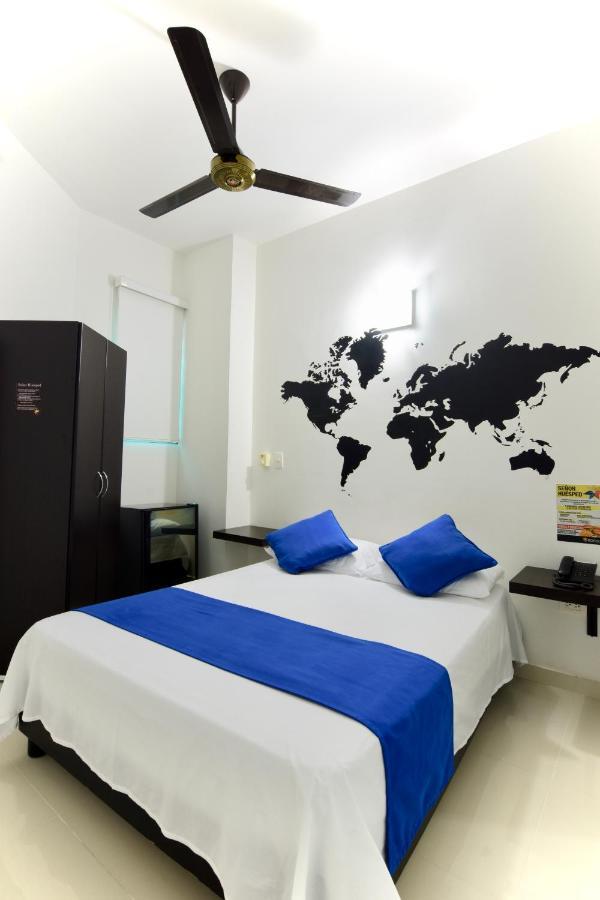 Hotel Florida סינסלחו מראה חיצוני תמונה
