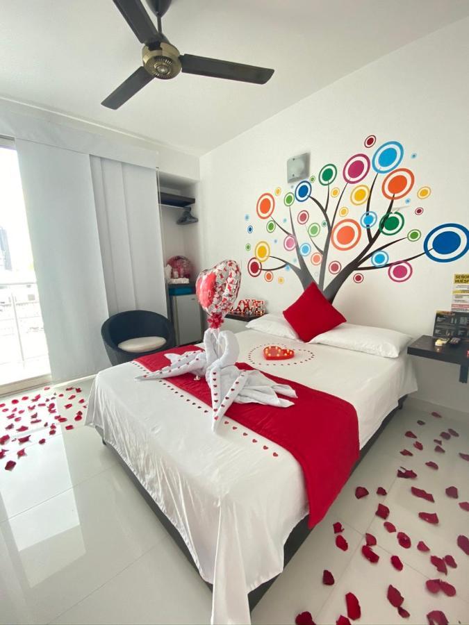 Hotel Florida סינסלחו מראה חיצוני תמונה