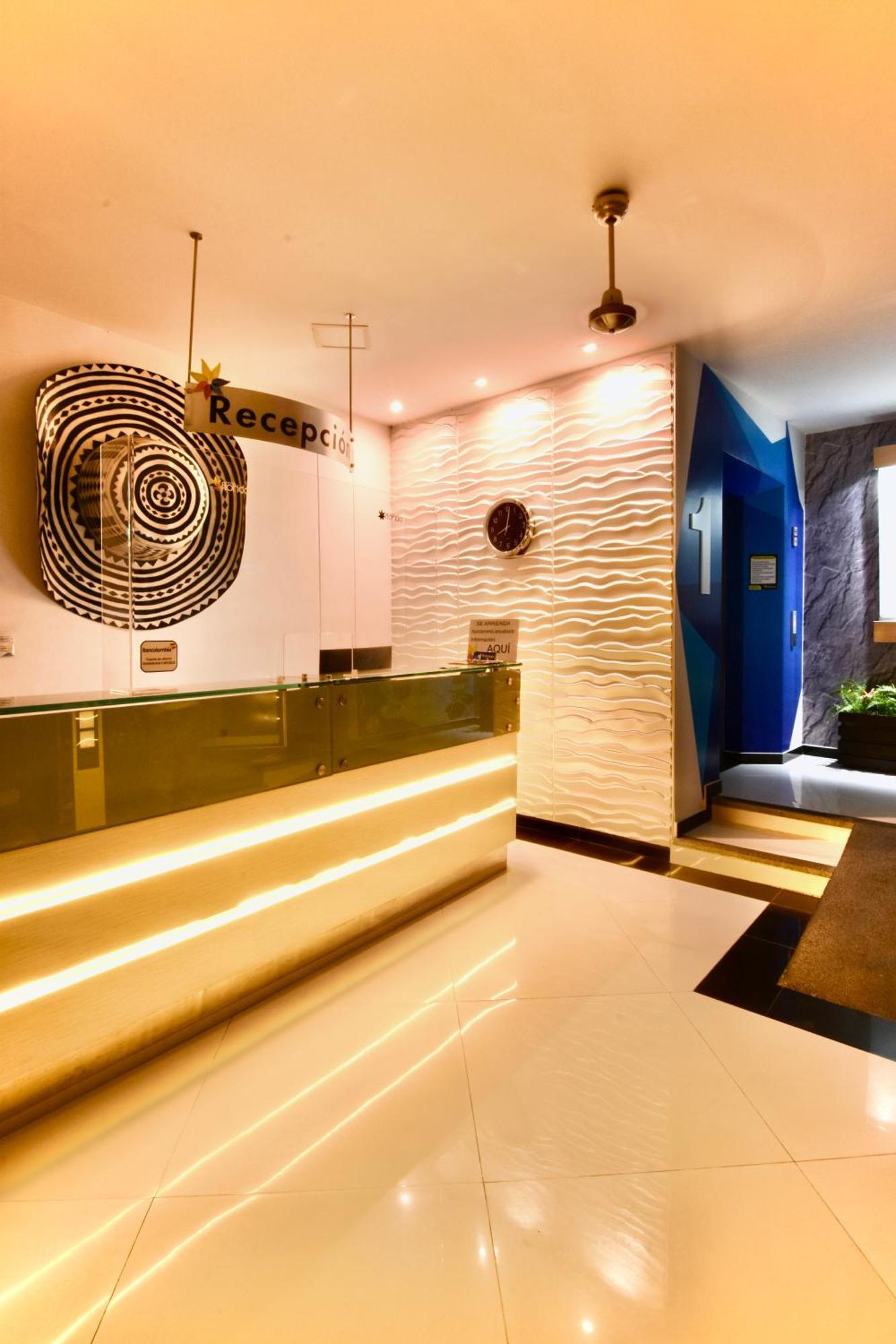 Hotel Florida סינסלחו מראה חיצוני תמונה