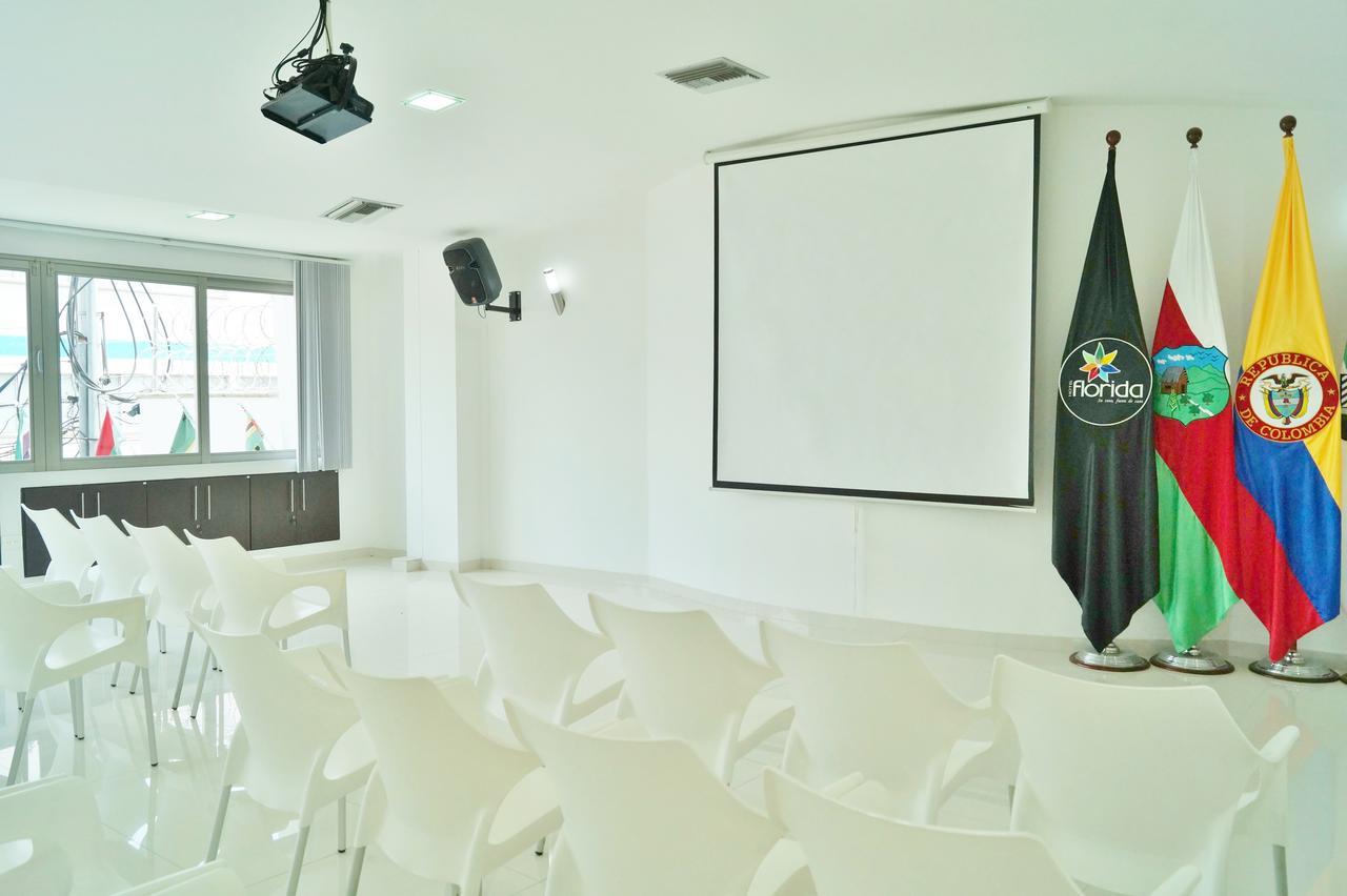 Hotel Florida סינסלחו מראה חיצוני תמונה