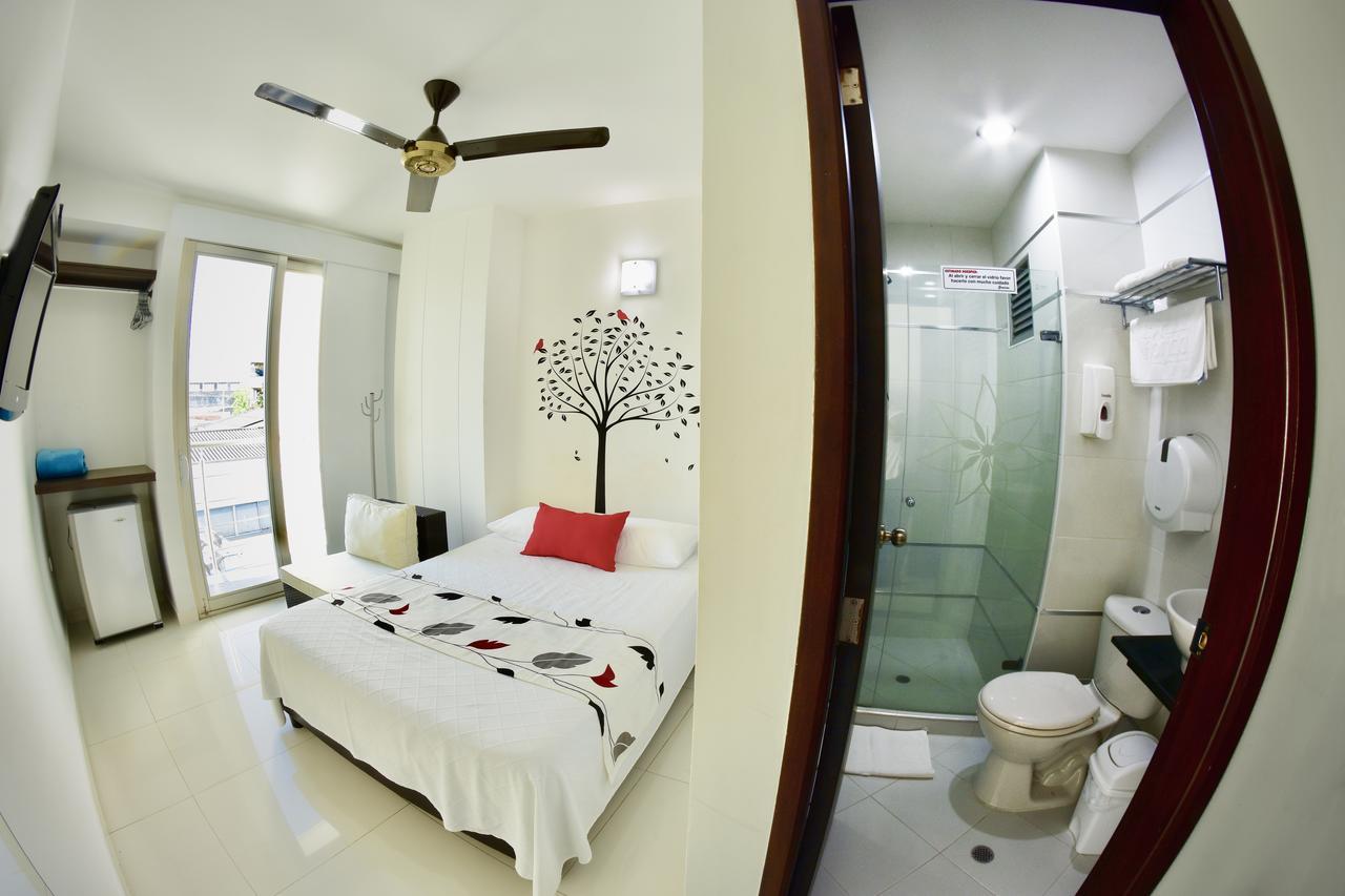Hotel Florida סינסלחו מראה חיצוני תמונה